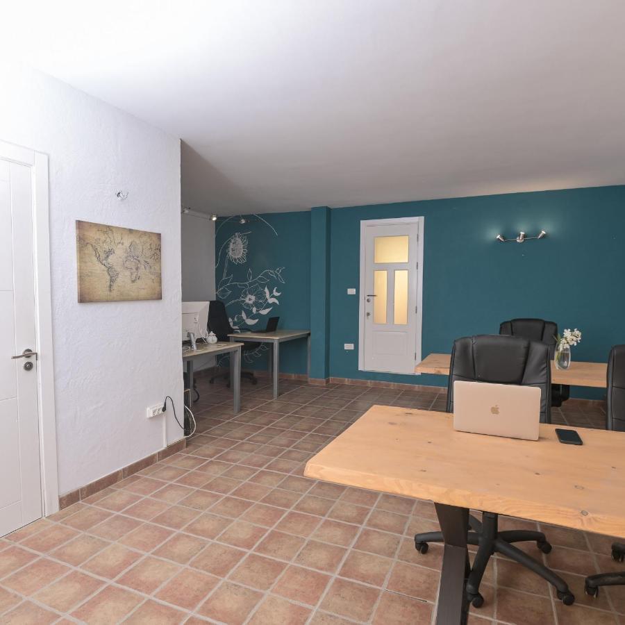 Hostel Los Amigos Yoga & Wellness La Mareta Bagian luar foto