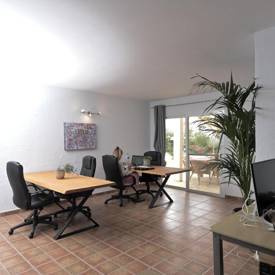 Hostel Los Amigos Yoga & Wellness La Mareta Bagian luar foto